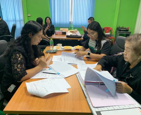 องค์การบริหารส่วนตำบลลุมพุก รับการตรวจประเมินประสิทธิภาพและประสิทธิผลการปฏิบัติราชการ เพื่อเสนอขอรับเงินรางวัลประจำปีงบประมาณ พ.ศ.2568 ในวันที่ 6 พฤศจิกายน 2568 ณ ห้องประชุมสภาองค์การบริหารส่วนตำบลลุมพุก