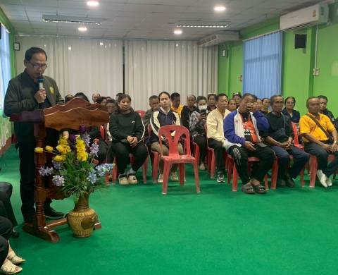 ในวันที่ 26 ธันวาคม 2568 องค์การบริหารส่วนตำบลลุมพุก จัดโครงการฝึกอบรมให้ความรู้ และรณรงค์งดเผาตอซังพืช ประจำปีงบประมาณ พ.ศ. 2569 ณ ห้องประชุมสภาองค์การบริหารส่วนตำบลลุมพุก เพื่อประชาสัมพันธ์ สร้างการรับรู้ การงดเผาตอซังพืช  รณรงค์ป้องกันและแก้ไขปัญหาฝุ่น